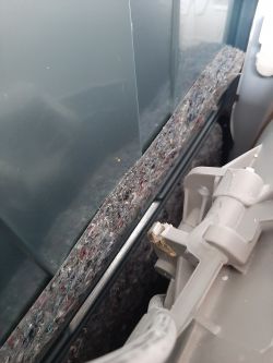 Pralka AEG/Electrolux L76820 - Urwany prawy zaczep sprężyny bębna-użyć drugiego? Pralka AEG/Electrolux L76820 - Urwany prawy zaczep sprężyny bębna-użyć drugiego?