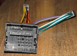 Touran 2.0 FSI - Radio z Androidem nie włącza się z kluczykiem