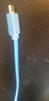 Standardy i moc ładowania kabli micro USB A i B - wybór dla starych smartfonów