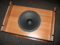 Subwoofer i stół w jednym - GDN 30/80/2 Subwoofer i stół w jednym - GDN 30/80/2