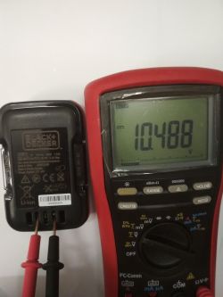 Black + Decker, akumulator do elektronarzędzi i powerbank w jednym Black + Decker, akumulator do elektronarzędzi i powerbank w jednym