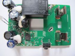 Tapo P100 Circuit Board with Components Circuit board of Tapo P100 with RTL8720CF chip and capacitors.