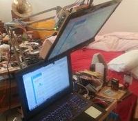Monitor DIY zbudowany ze starego laptopa Monitor DIY zbudowany ze starego laptopa