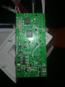 Halogen solarny LIVARNO LIDL: brak ładowania akumulatora, płytki z czujnikiem ruchu