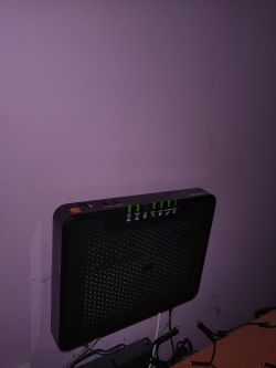 FunBox 3.0 router mounted on a wall.