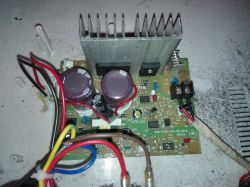 Uszkodzony sterownik bieżni elektrycznej Uszkodzony sterownik bieżni elektrycznej