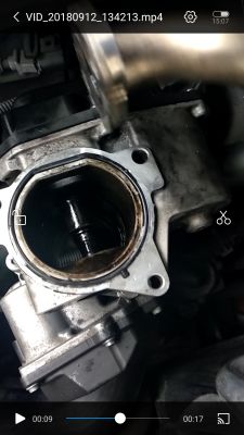 Lokalizacja i testowanie zaworów N18 i N75 w Audi A4 B8 CAGB - Błąd 4892 EGR