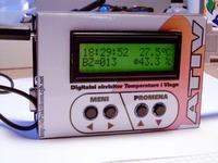 Samodzielny rejestrator temperatury i wilgotności z RS232