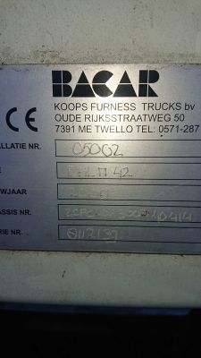 winda załadowcza dhollandia DHLM 42 750 kg. Nie opuszcz sie na dół.
