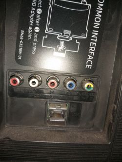 Jak przekierować dźwięk z TV Samsung UE75RU7102KXXH do kina domowego LG HT306PD?
