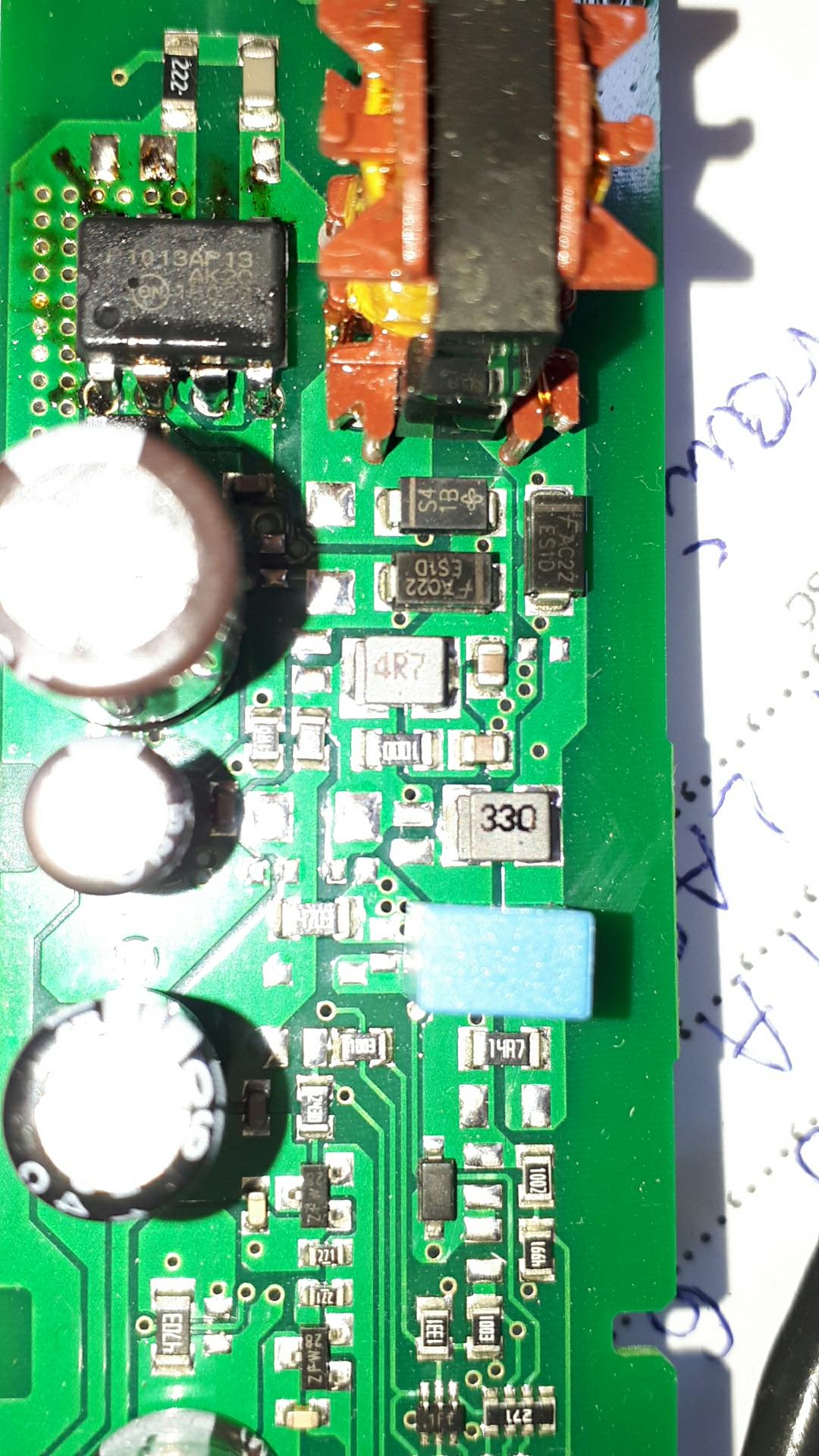 Jakie to elementy smd ? płyta lodówka miele K9758 IDF-4