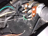 Podłączenie potencjometru(Pedały od kierownicy PC)