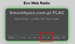 Screenshot of “Evo Web Radio” showing Smoothjazz.com.pl and a Wi‑Fi signal indicator