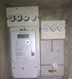 Jak jest liczone 6kW mocy umownej w instalacji 3-fazowej?