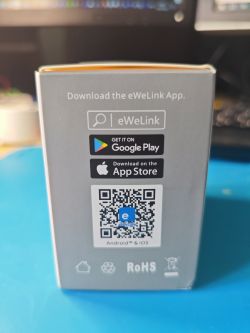 Smart Plug Packaging with QR Code Smart plug packaging with QR code to download eWeLink app.