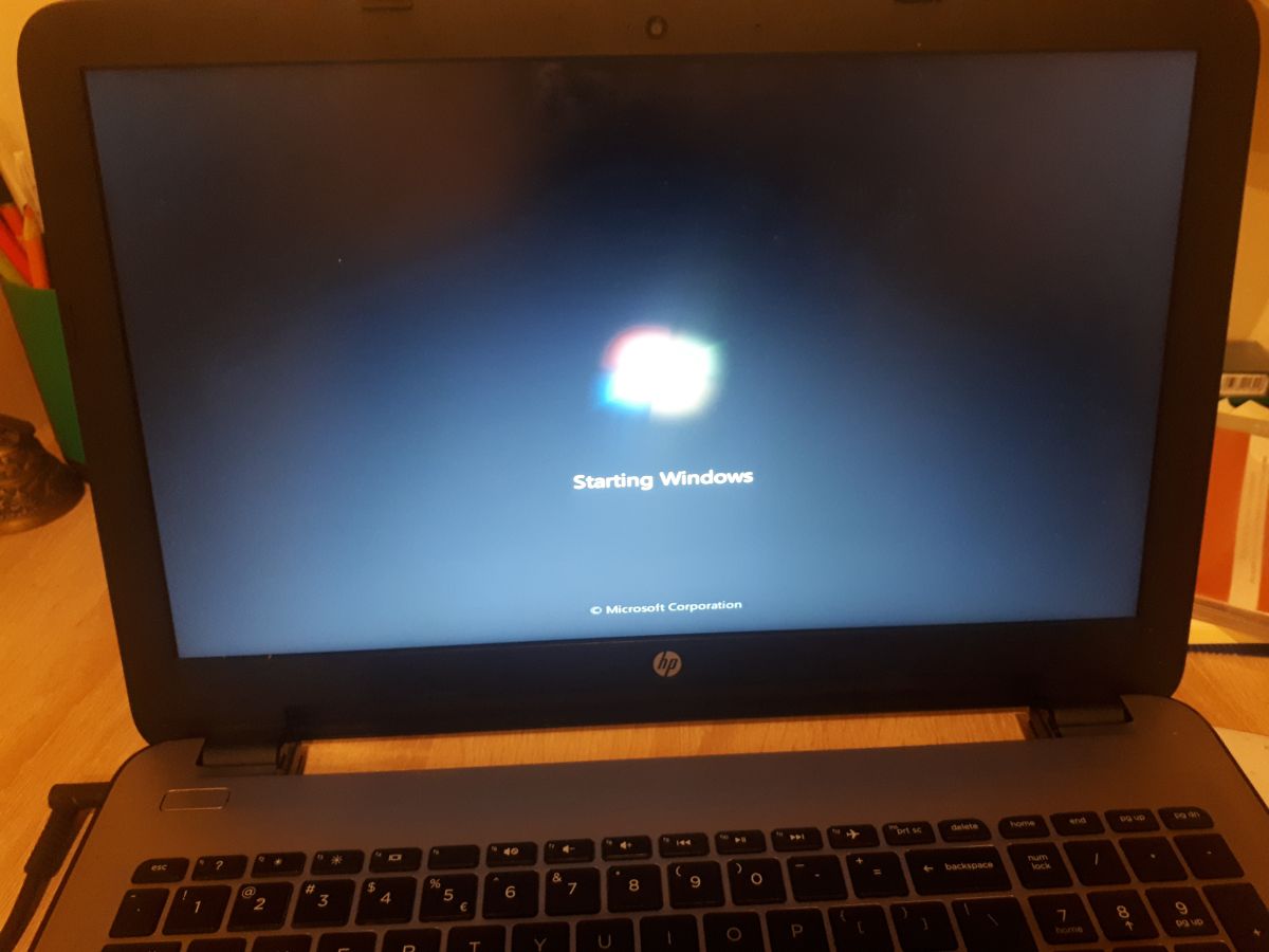 Instalacja Windows 7 na laptopie HP z Win10 problem z uruchomieniem