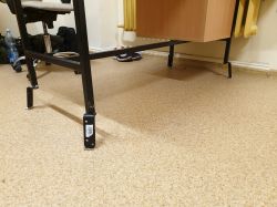 Increasing Desk/Table Height for Tall Person: Solutions for 200cm User (Min 10cm Lift)