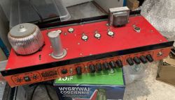 Two-channel 15-watt guitar full lamp Two-channel 15-watt guitar full lamp