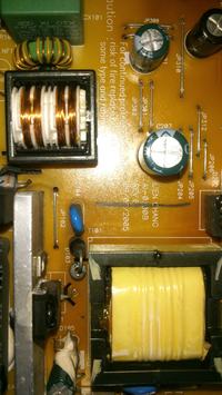 Belinea 101903 - Przetwornica próbkuje po przepięciu, napięcia zaniżone