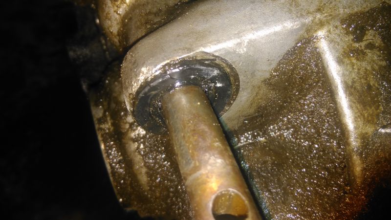 Skoda felicia 99 rok 1.9 D - Jak wyciagnac uszczelke wybieraka
