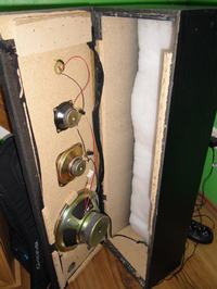 Jak poprawić dźwięk i naprawić kolumny no name?