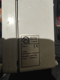 Skrzynka elektryczna Hotraco Holland z tabliczką znamionową