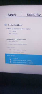 Ustawienia BIOS-u z opcjami bootowania i konfiguracją SecureBoot.