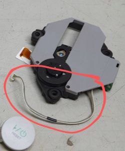 PlayStation one - części napęd - Czy można dokupić tylko ten kabelek