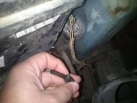 GOLF 3 92 1.8 BEN - Co to za element? Sprawa z wycieraczką i spryskiwaczem