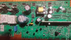 Indesit LSFF 9M124CX EU HotPoint - Zmywarka po załączeniu cały czas pobiera wode Indesit LSFF 9M124CX EU HotPoint - Zmywarka po załączeniu cały czas pobiera wode