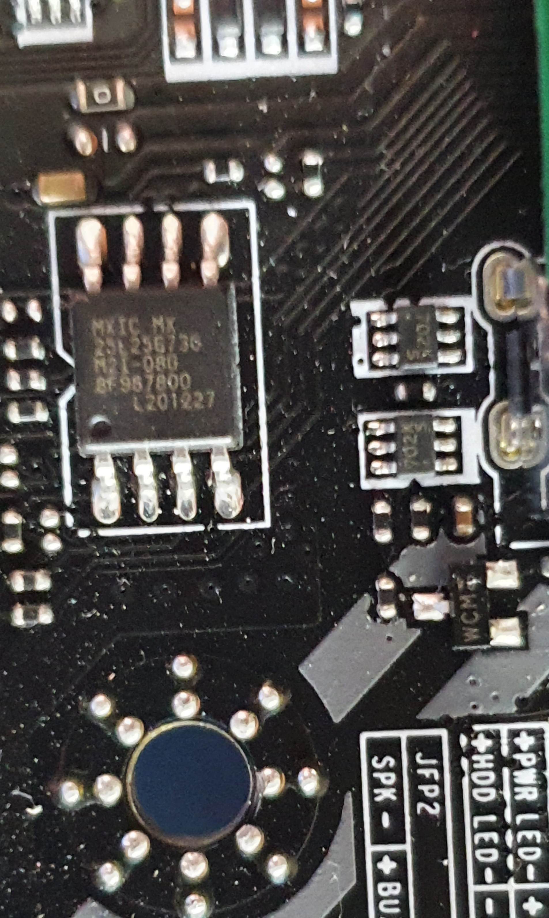 Gdzie mogę kupić chip czy też układ Bios o parametrach 32Mbyte 256bit