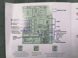 Lampa ostrzegawcza w napędzie bramy MaxGate - niegasnące światło po zamknięciu