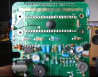 Miernik UNI-T M890c+. Szaleje gdy poruszam próbnikami