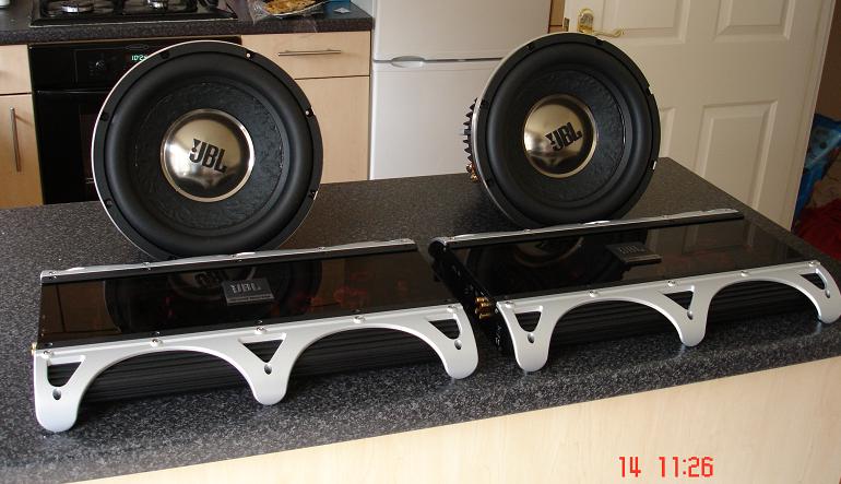 Jaki wzmacniacz do potwora ???