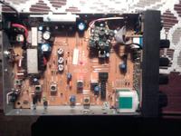 Montaż wzmocnienia wewnątrz radia Uniden 520XL