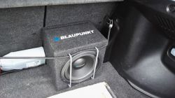 Materiały do obicia subwoofera samochodowego: Czy filc 3mm się nada?