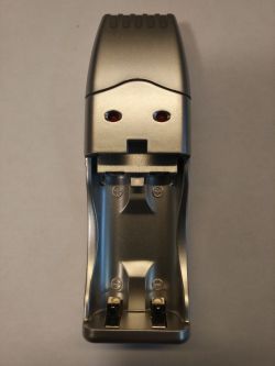 Ładowarka USB, do akumulatorów Ni-MH Made in China - Recenzja