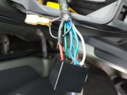 Toyota Yaris 1 - wymiana sterownika centralnego zamka Blow S4