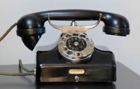 Stare aparaty telefoniczne sprzed 1950 - zdjęcia, schematy, wymiana części