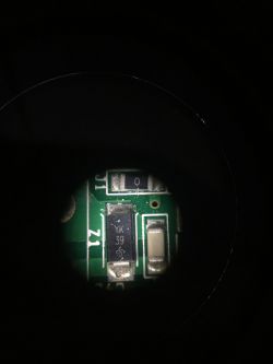 Identyfikacja elementu YK 39 smd z wejściem 24v dc - pytanie o funkcję elementu