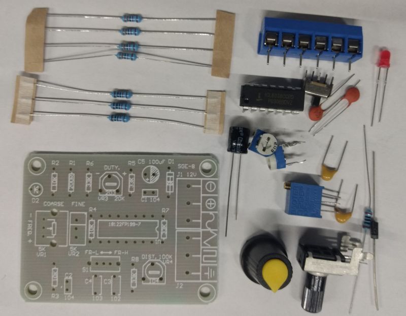 Prosty generator funkcyjny ICL8038 kit