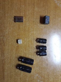 Audi a3 8l0920932L - Licznik VDO nie opadają wskazówki po wyłączeniu zapłonu.