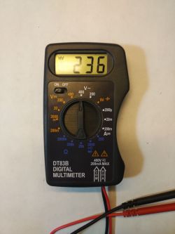 Bardzo tani Mini Multimetr DT83B - Test / Recenzja / Opis Bardzo tani Mini Multimetr DT83B - Test / Recenzja / Opis