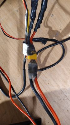 Aovo pro (klon Xiaomi m365) hulajnoga wyłącza się podczas jazdy