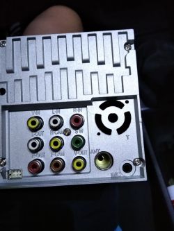 Podłączenie subwoofera Peiying - Problem z podłączeniem subwoofera aktywnego