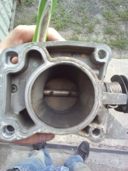 Ford Fiesta MK6 1.3 - Falowanie obrotów, wysokie obroty przy zmianie biegów...