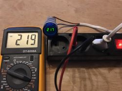 Test i wnętrze modułu voltomierza AC20-500V AD101-22VM Test i wnętrze modułu voltomierza AC20-500V AD101-22VM