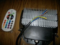 Naświetlacz LED RGB 30W-50w brak regulacji jasności świecenia Naświetlacz LED RGB 30W-50w brak regulacji jasności świecenia