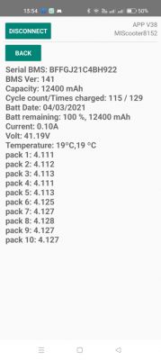 Zrzut ekranu aplikacji pokazujący dane baterii hulajnogi Xiaomi Pro 2.