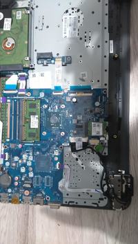 HP 250 - Grzejąca się lewa część matrycy z tyłu